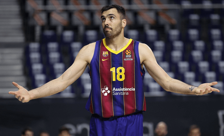 里程碑夜！巴塞罗那强势反弹，CBA常规赛赛后刷纪录，悬念犹存，轮换策略成焦点的简单介绍-ayx